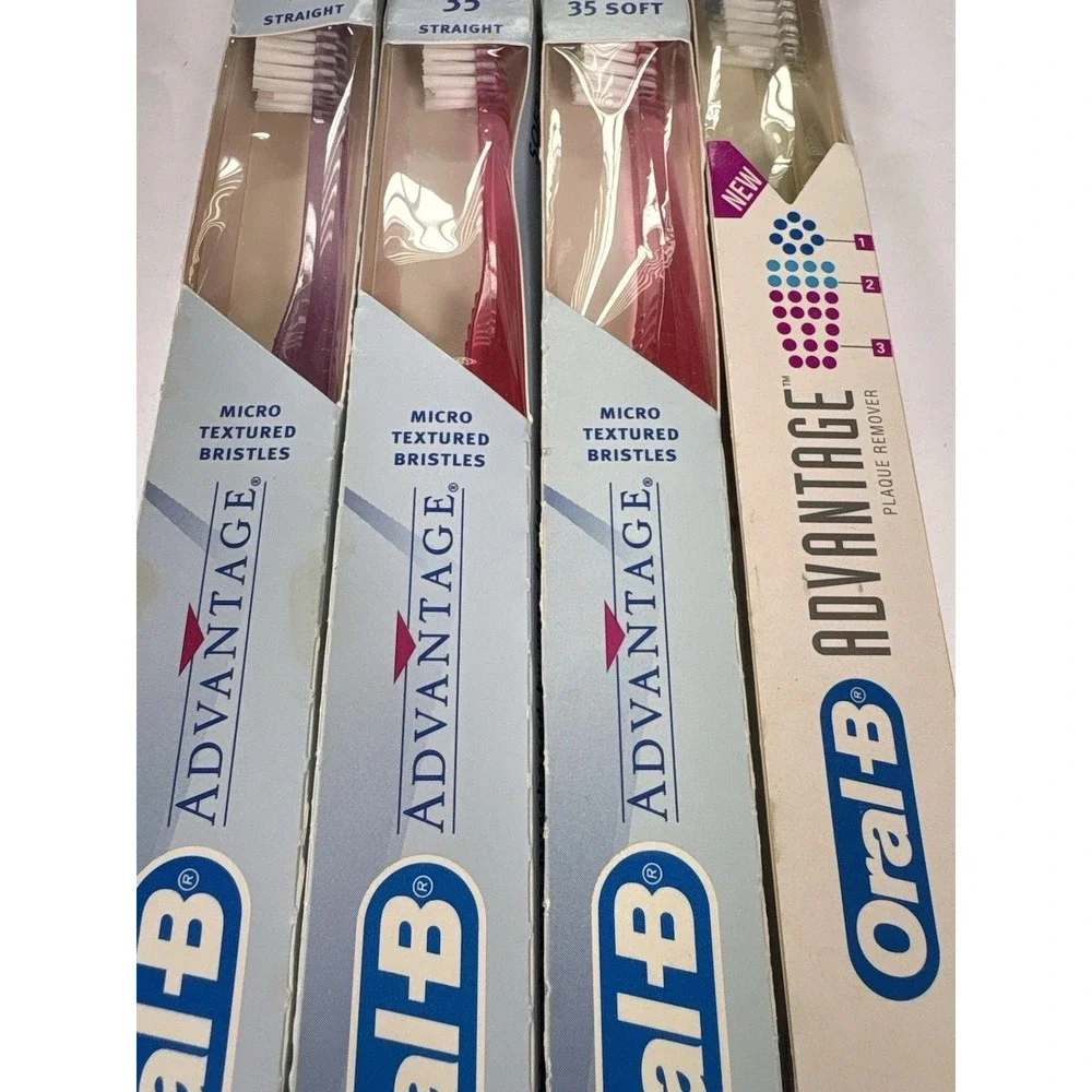 Lot 4 Vintage Oral-B Advantage 35 Soft Straight Toothbrush USA 1993 1996 New